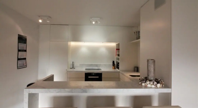 Apartment in Het Zoute Near Beaches, Prenota Appartamento Hotel a Fiandre Occidentali con parcheggio, Parcheggio