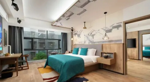 Люкс с 2 комнатами с видом на город MEHOOD LESTIE Hotel (Langzhong Ancient Town)