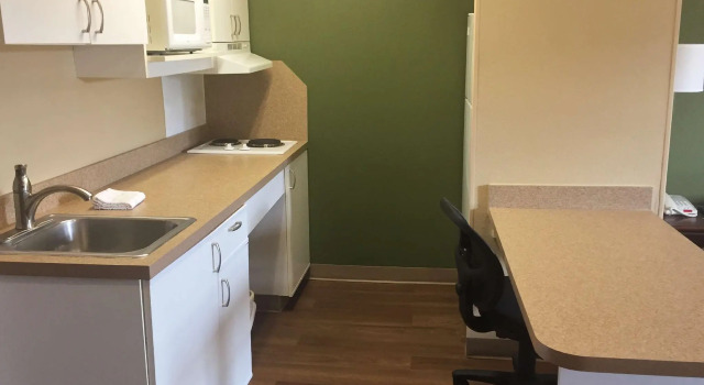 Студия Extended Stay America Suites - Detroit - Madison Heights