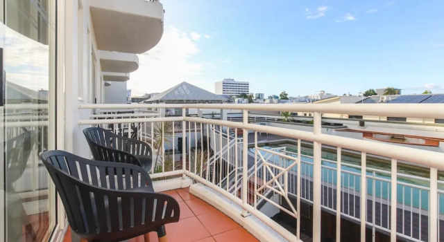 Inner City One Bedroom Apartment with Pool View 22, Забронировать Апартаменты/квартира Апартаменты Кэрнс, рядом с Главный офис центра изучения дикой природы ZOO To You, Апартаменты/квартира