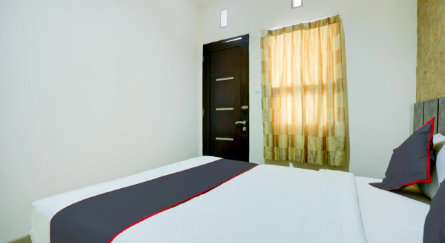 Номер Standard Hotel O Padang City Center Near Pantai Padang Formerly DDhave Hotel
