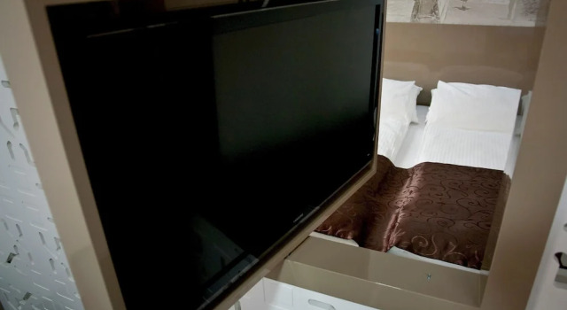 Serviced Apartment- Free Parking - Breakfast bar