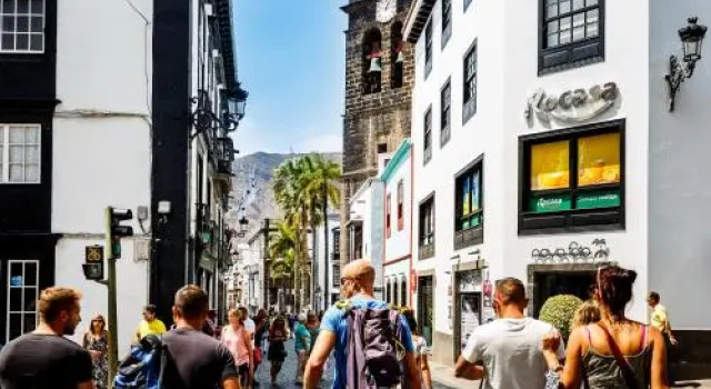 Suites & Apartments Calle Real