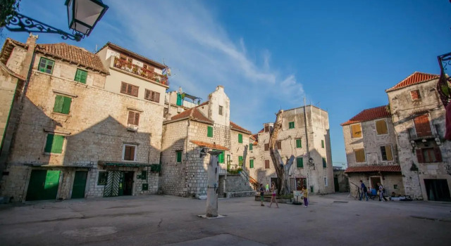 Apartment Niko Kaštel Stari, Rezerwuj Apartament Hotele w Split-Dalmatia County z parkingiem, Parking