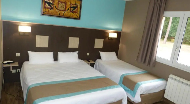 Трёхместный номер Standard Hotel ARBOR - Les Hunaudieres - Le Mans Sud - Mulsanne