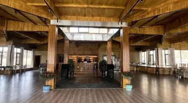 Xinduqiao Muyajiarong Qingcheng Homestay, Prenota Hotel Hotel a Sichuan con parcheggio, Parcheggio