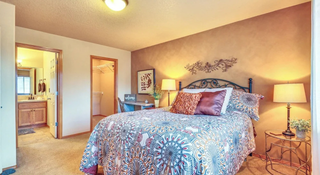 Коттедж с 3 комнатами Lovely Dundee Home w/ Private Yard & Fire Pit!