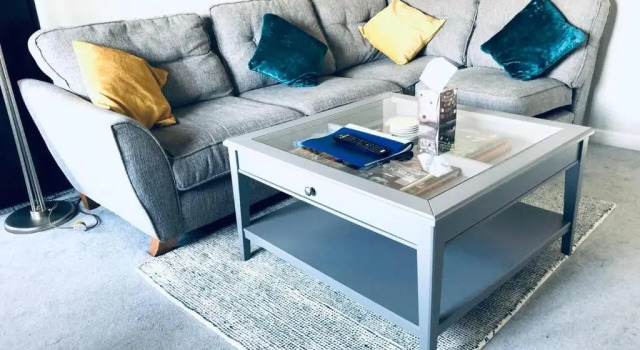 Warehouse Apartment-1 King Bed, Sleeps 2, Varaa Huoneisto Asunnot kohteessa Merseyside, Huoneisto