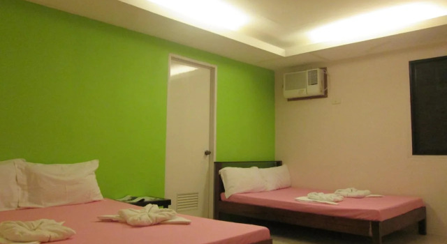 Artesian Bed and Breakfast, Prenota Hotel Roxas 