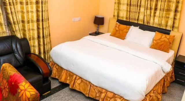 Le-Eldera Hotel, Boek Hotel 3-sterren hotels in Obio-Akp, 3*