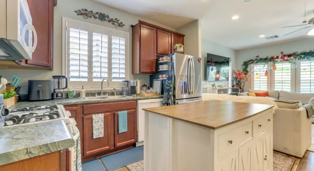 Коттедж 6 Mi to Dtwn Tempe: Dog-friendly Retreat w/ Yard!
