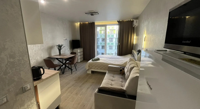 Студия Уютная двухкомнатная квартира, 40 м², три спальных места – Ваш островок комфорта в сердце Адлера!