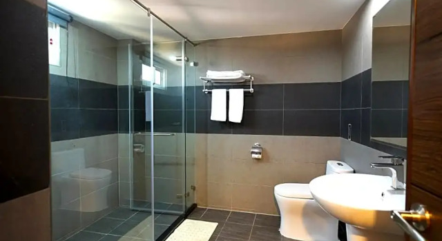 Четырёхместный номер Standard Delton Hotel Love River