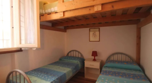 Spacious House near Beach with Private Garden & Interior Car Park, Забронировать Отель Комаккьо Lidi di Comacchio
