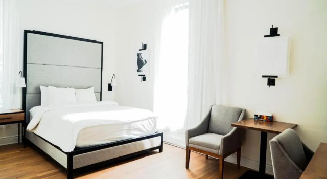 Номер Economy hotel & spa Carré Saint-Louis