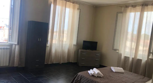 Civico 57 Vibo Valentia centro, Varaa Hotelli Vibo Valentia Calabria