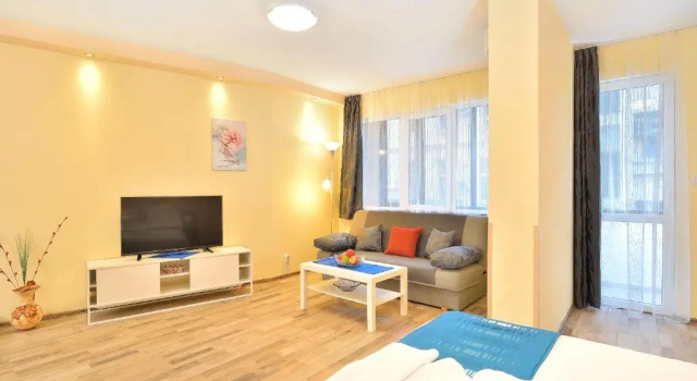 Central Studio 2
