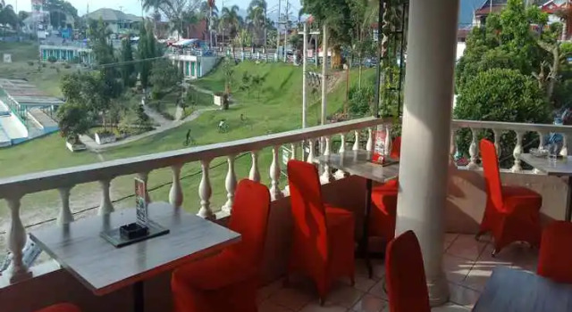 Oyo 2934 Star Inn, Réserver Hôtel Parapat 