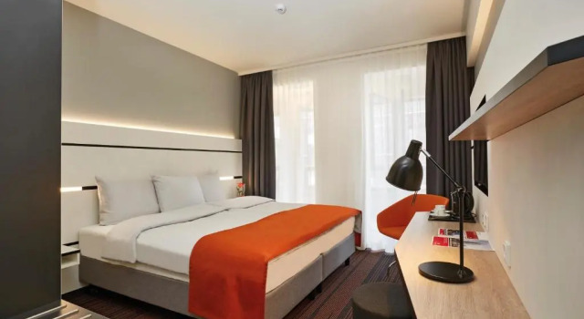 Двухместный номер Comfort HYPERION Hotel Hamburg City, Trademark Collection by Wyndham