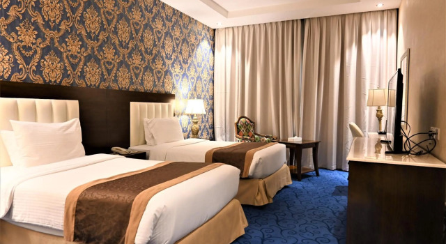 Crystal Plaza Al Majaz Hotel
