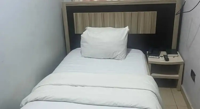 Студия Eleventh House Hotel