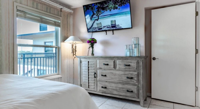 Siesta Breakers Penthouse on the Beach, Забронировать Апартаменты/квартира Отели Сиеста-Ки с парковкой, Парковка