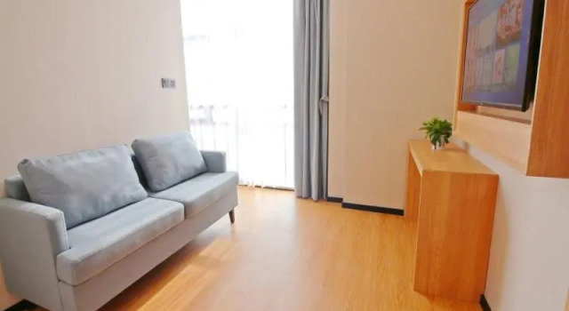 Люкс Business GreenTree Inn Express Zhangjiagang Hexing Town Shazhou Professional Institue of Technology