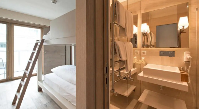 Двухместный семейный номер Standard Hotel Piz St. Moritz