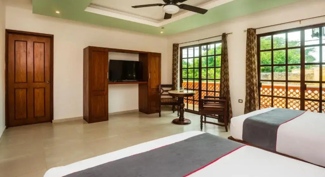 Люкс Comfort Hotel Beach Don Gonzalo
