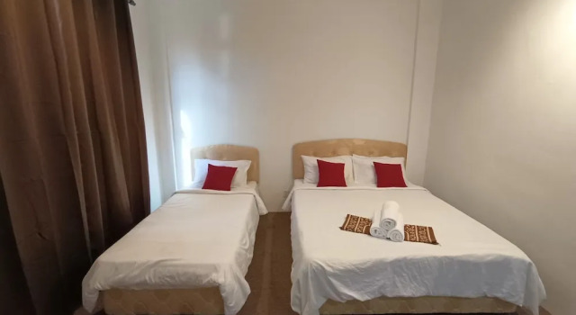 Номер Deluxe OYO 90868 Oba Hotel