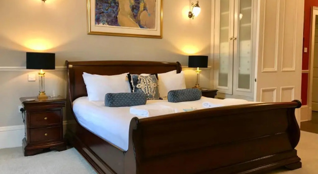Апартаменты Deluxe Escape To Edinburgh @ Albyn Place