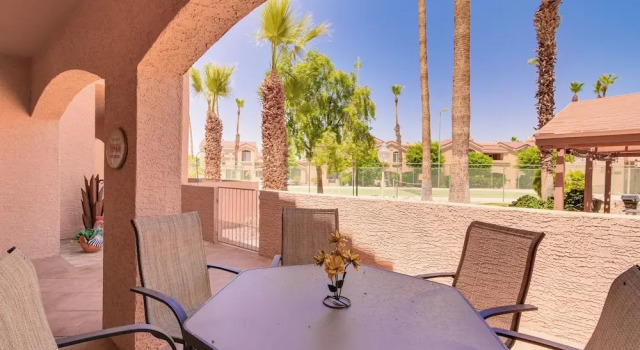 Апартаменты Patio & Pool Access: Lake Havasu City Gem