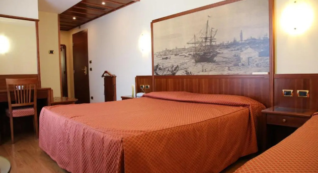 Трёхместный номер Hotel President Venezia