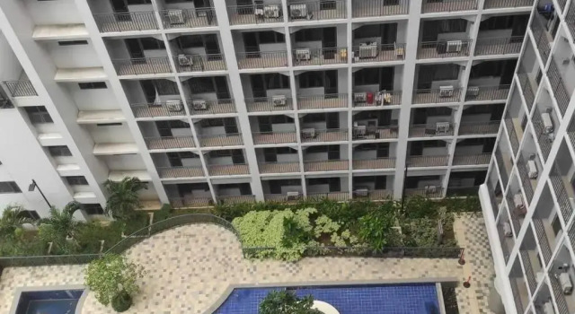 MOA Shore 2 1BR with Balcony WiFi Netflix Pool 4Pax, Забронировать Отель Пасай 