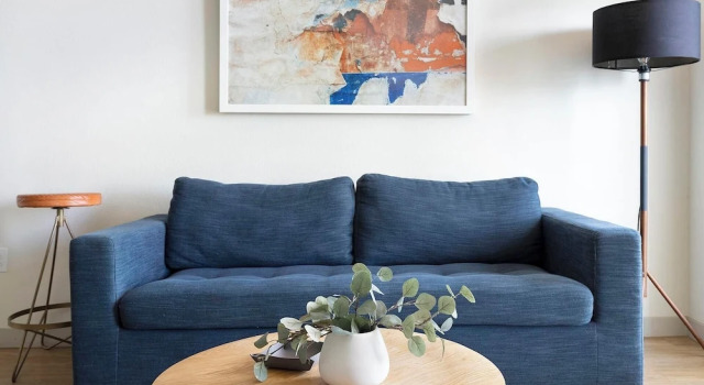 Апартаменты Standard Landing Apartments Near Southtown