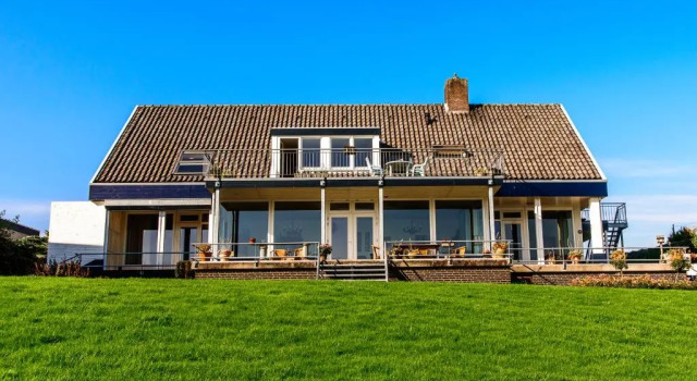 Апартаменты Vakantie aan de Maas