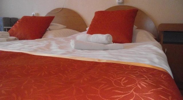 Hotel Három Hattyú