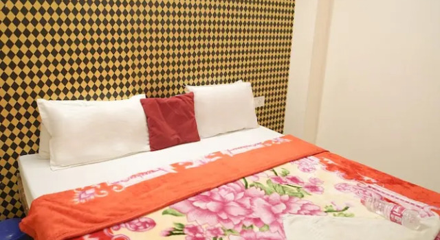 Roomshala 037 Honey Inn, Забронировать Отель район Дварка Нью-Дели