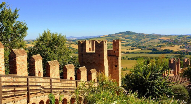 Villa Strada Comunale di Monte Giove, Забронировать Вилла Коттеджи Побережья Марок, Коттедж