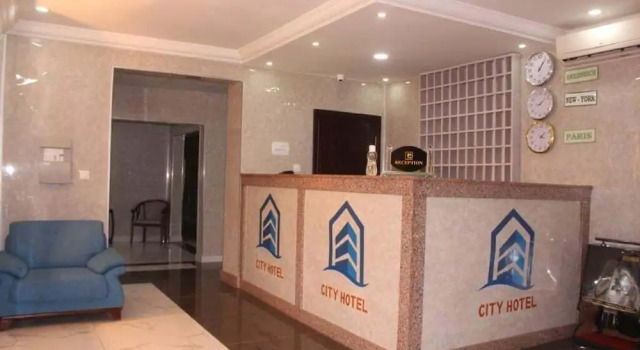 City Hotel