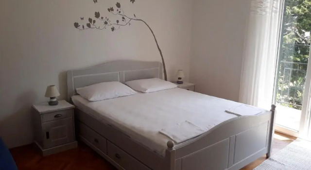 Rooms Sentic