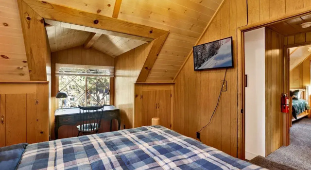 Highland Oaks Retreat #2492