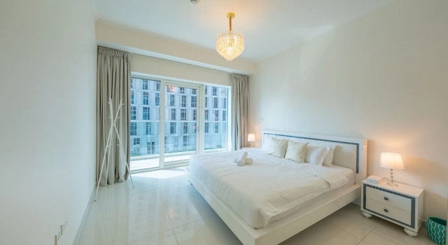 Tanin - Luxury Waterfront Apt with Stunning Marina Views, Забронировать Апартаменты/квартира Дубай-Марина , рядом с Jumeirah Palm Tram Station