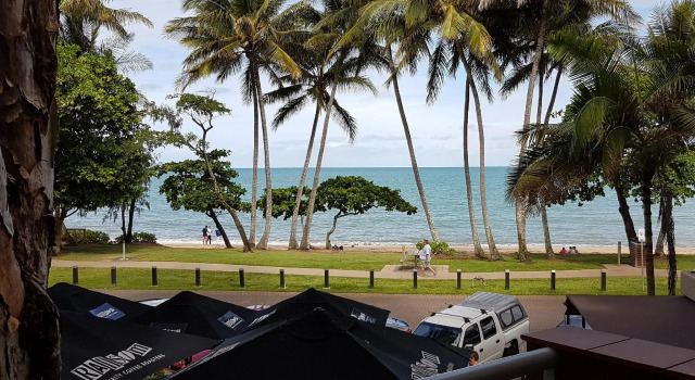 Апартаменты с 2 комнатами с видом на океан Alassio Palm Cove