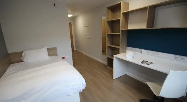 Edinburgh Haddington Place Youth Hostel, Забронировать Хостел Хостелы Эдинбурга, рядом с Железнодорожный вокзал Эдинбург-Уэверли, Хостел