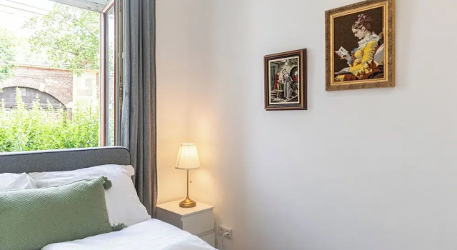 Comfy Stay Near AKH Perfect For Traveler, Prenota Appartamento Appartamenti a Vienna, vicino a Strudlhofstiege, Appartamento