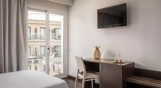 Двухместный номер Standard The Place Mariner by ALEGRIA Adults Only