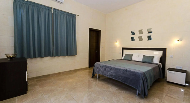 Tal-barun Farmhouse, Varaa Huoneisto San Lawrenz Gozo
