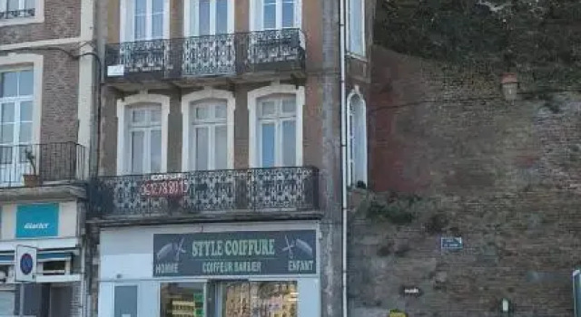 Апартаменты 10 Quai François 1er