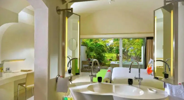 Двухместный семейный номер Standard с видом на сад SO/ Sofitel Mauritius